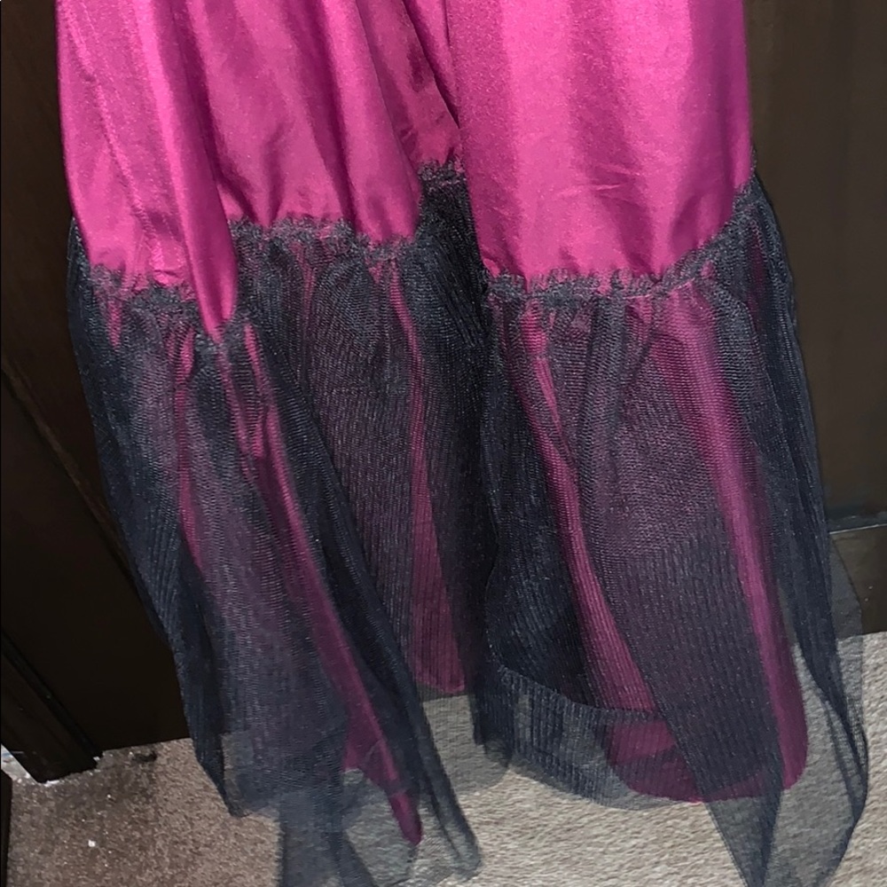 Dress - Picture 5 of 5